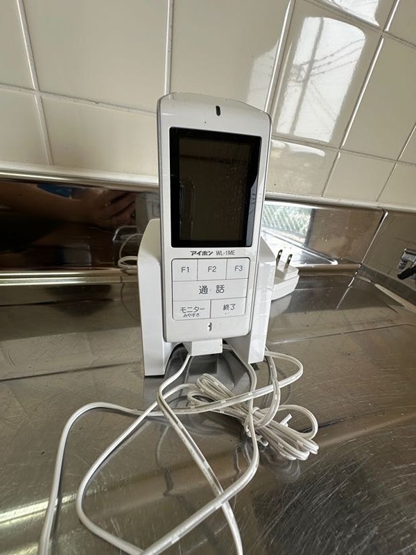 セキュリティ　モニター付きインターホン