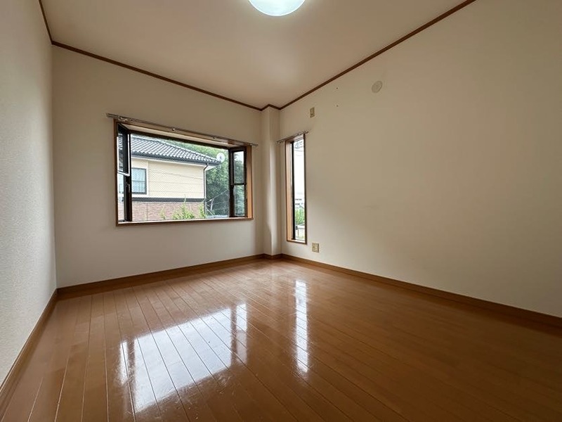 その他部屋・スペース　南側洋室