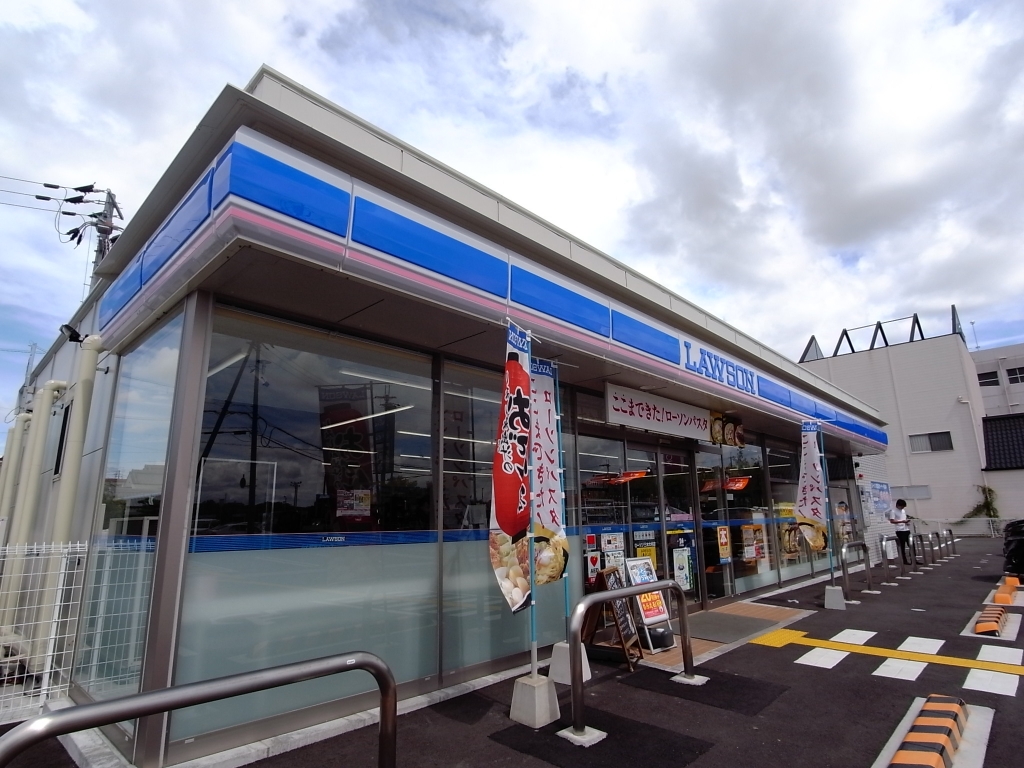 コンビニ　ローソン三木大村店（コンビニ）まで1554m