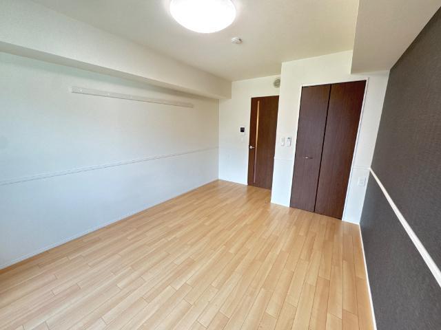 居室・リビング　室内