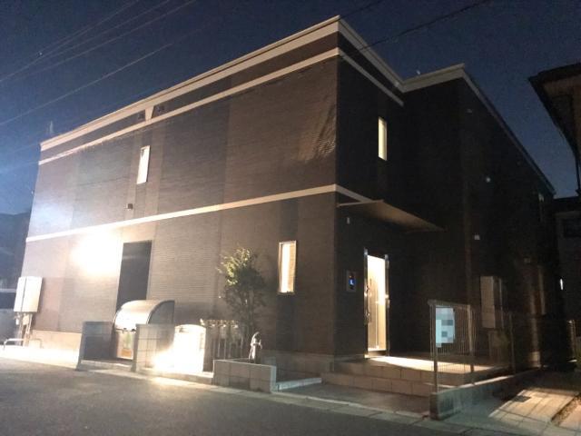 建物外観　外観写真（夜）