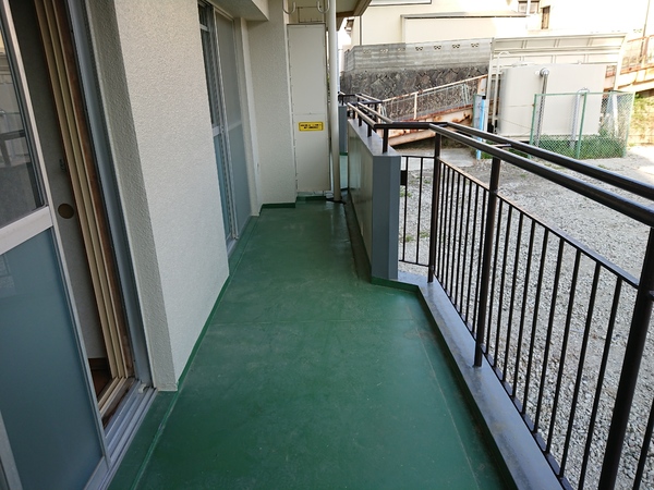 バルコニー　南面バルコニー