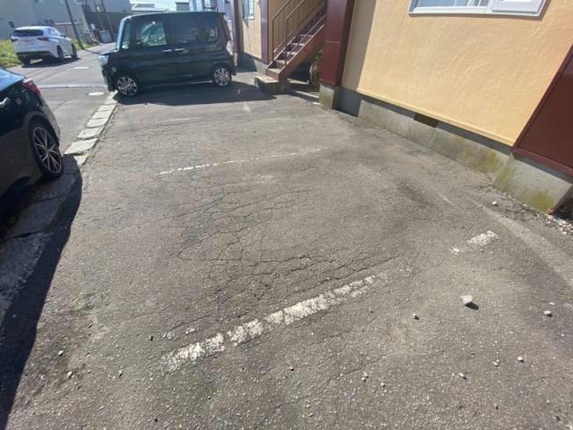 駐車場　駐車場