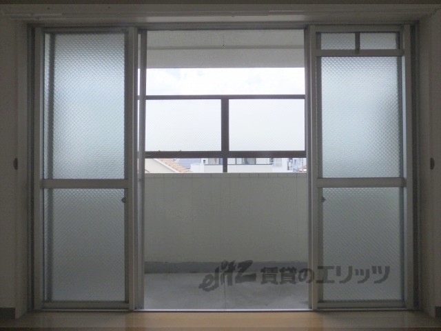 居室・リビング　洋室