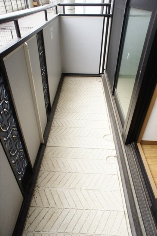 バルコニー　図面と現状に相違がある場合には現状を優先