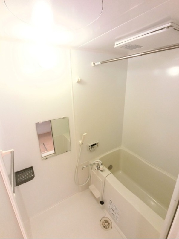 バス・シャワールーム　図面と現状に相違がある場合には現状を優先