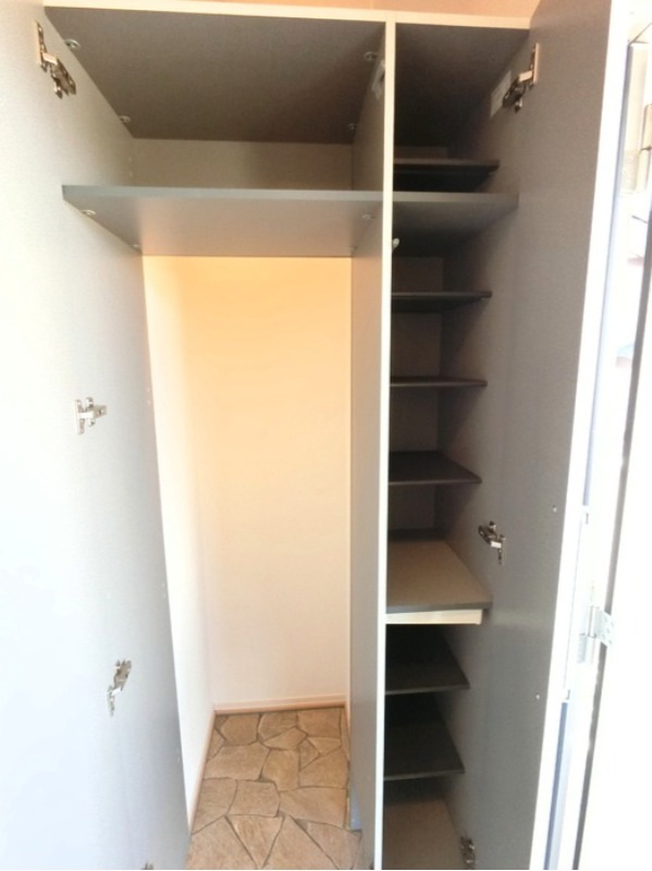 収納　図面と現状に相違がある場合には現状を優先