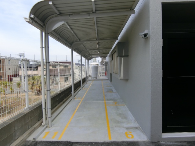 その他　バイク置場