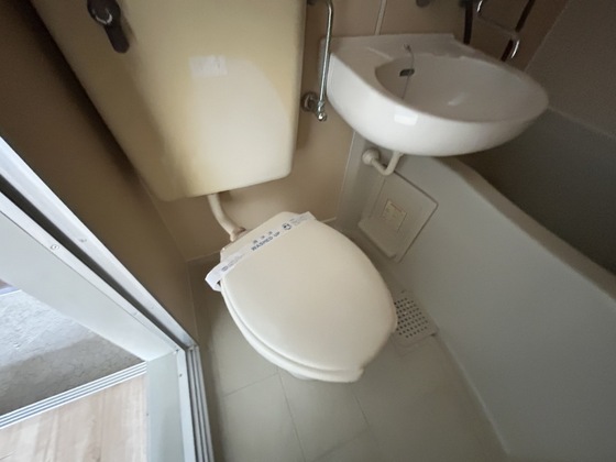 トイレ　※別部屋の写真です