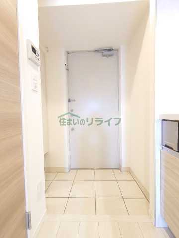 玄関　ラティエラ練馬