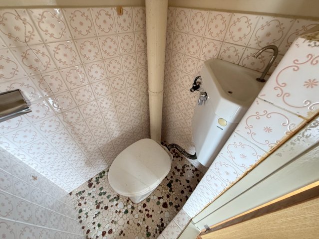 トイレ　トイレもきれいです