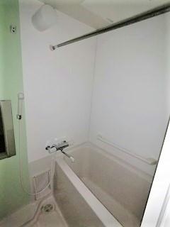 バス・シャワールーム　カラーパネル付