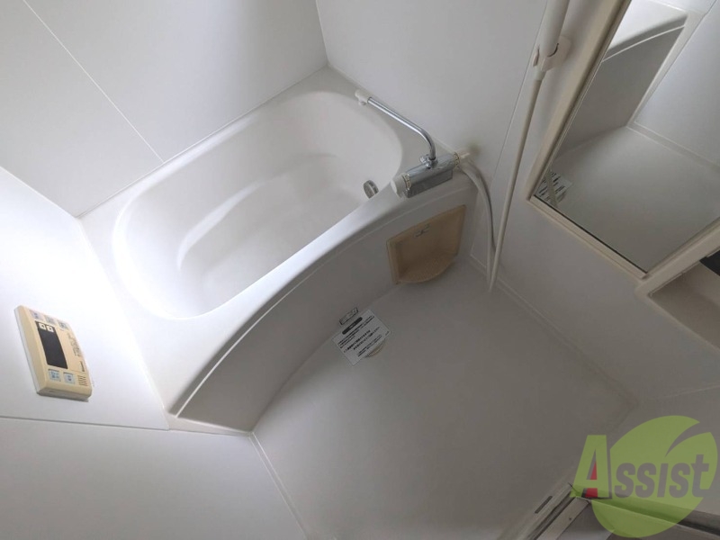 バス・シャワールーム　お風呂は追い炊きもあってゆっくり入りたくなりますね。