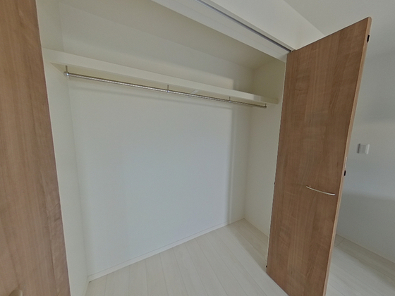 収納　※別部屋の写真です