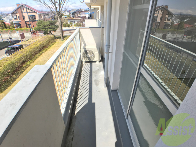 バルコニー　こまめな換気でお部屋の空気をリフレッシュ。