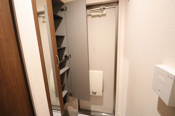 玄関　トールタイプシューズボックス