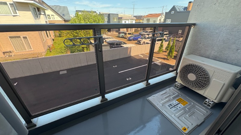 バルコニー　バルコニー