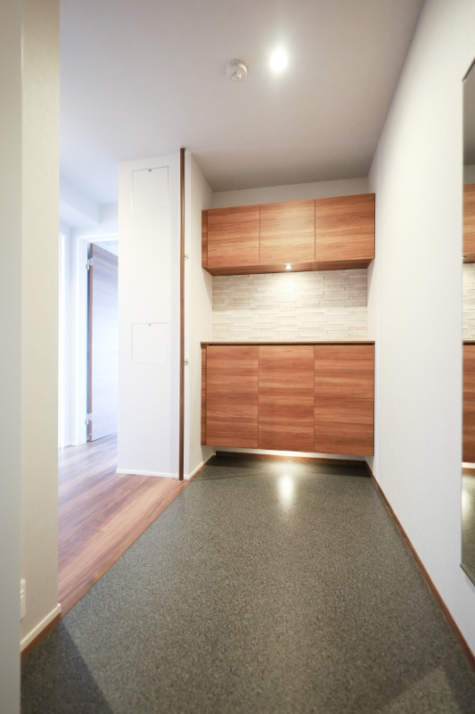 玄関　図面と現状に相違がある場合には現状を優先