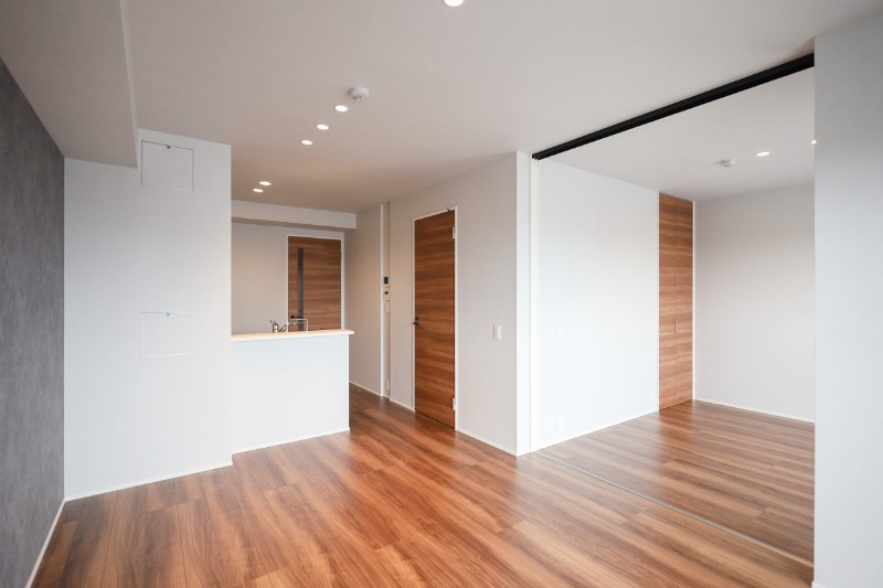 居室・リビング　図面と現状に相違がある場合には現状を優先