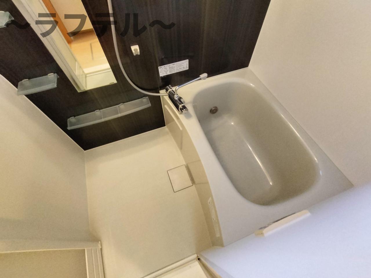 バス・シャワールーム　別号室イメージ