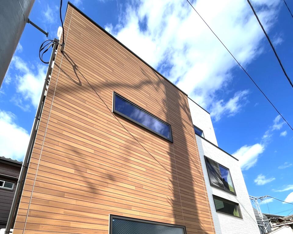 建物外観　デザイナーズ戸建（イトーピアホーム施工）