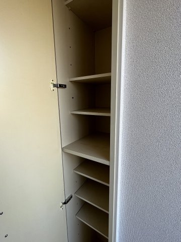 収納　☆シューズボックス☆