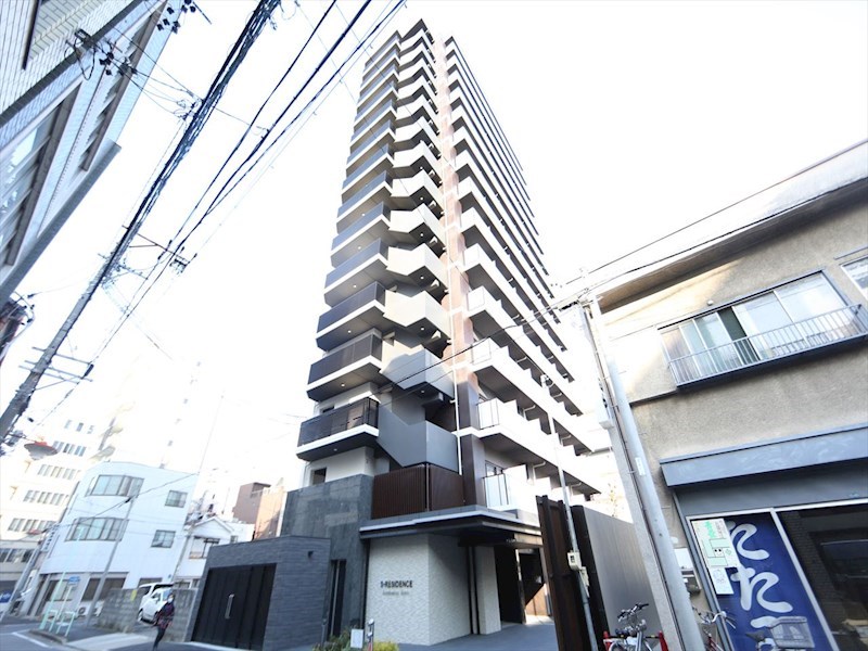 建物外観　外観　オートロック　宅配ＢＯＸ　防犯カメラ