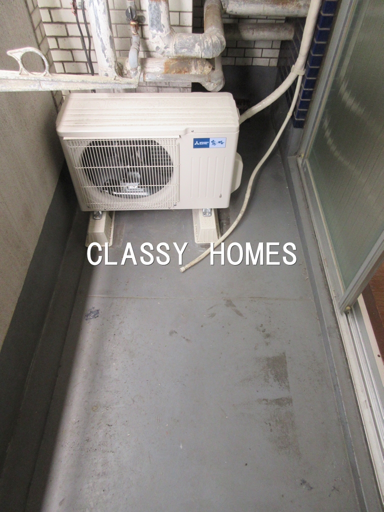 バルコニー　1980年竣工　ダイアパレス浜松町：バルコニー