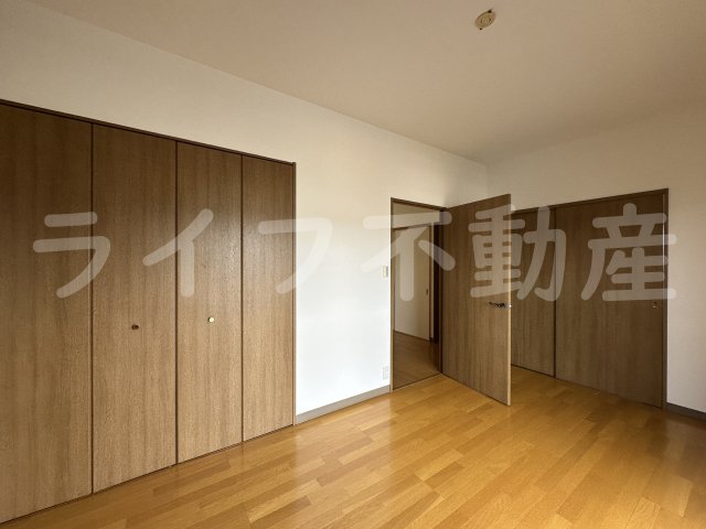 居室・リビング　ゆったり過ごせる居間です