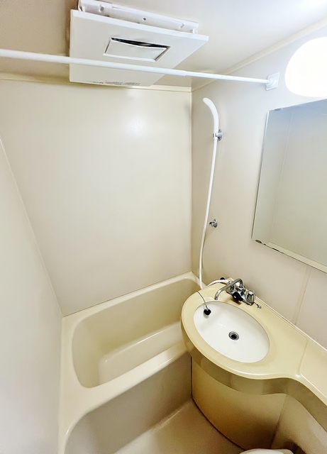 バス・シャワールーム　浴室乾燥・暖房機能付き