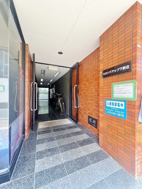 エントランス　エントランス