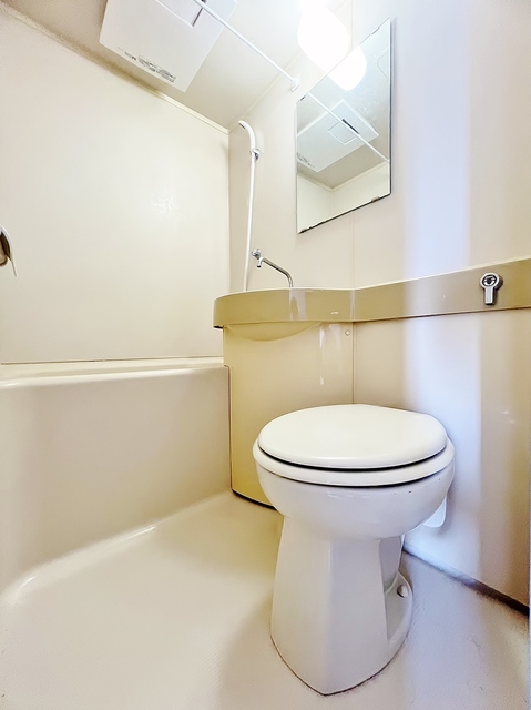 トイレ　トイレ