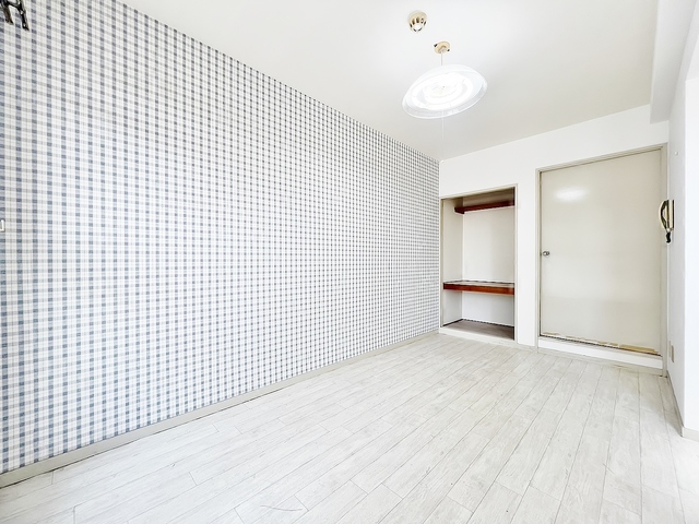 居室・リビング　フローリング