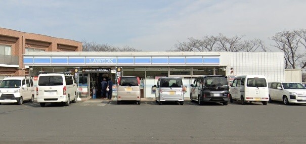 コンビニ　ローソン厚木戸田店（コンビニ）まで649m