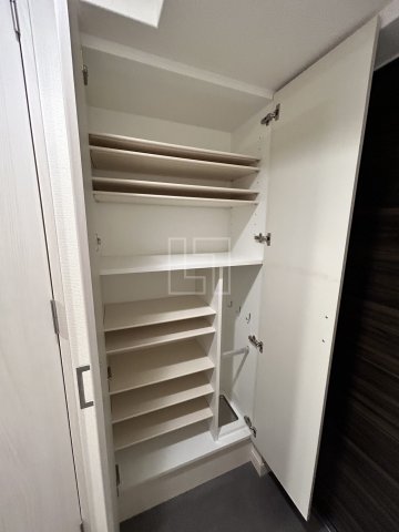 収納　プレサンス立売堀パークシティ　下駄箱