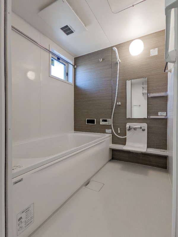 バス・シャワールーム　図面と現状に相違がある場合には現状を優先