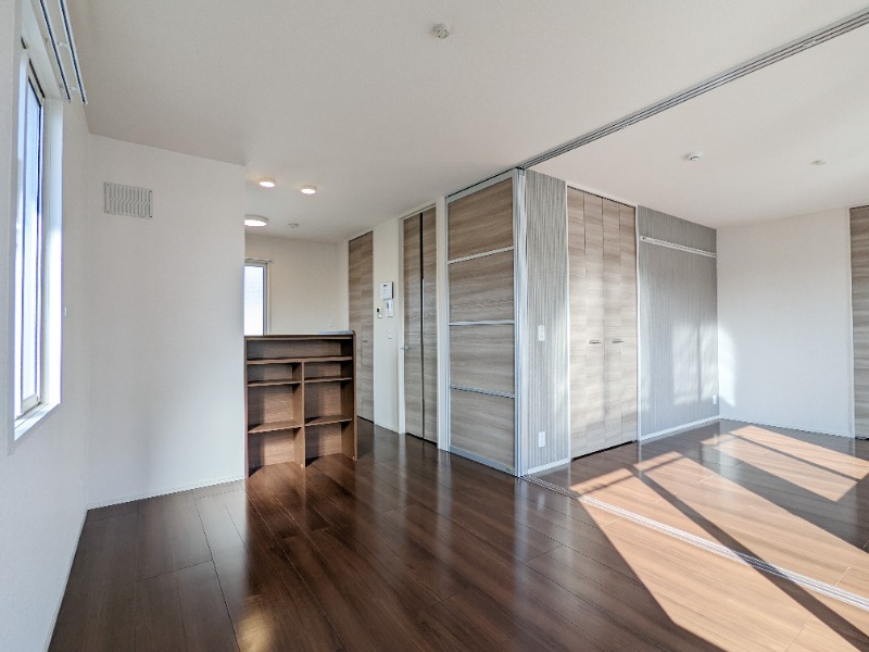 居室・リビング　図面と現状に相違がある場合には現状を優先