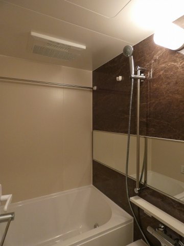 バス・シャワールーム　バス※別部屋参考写真