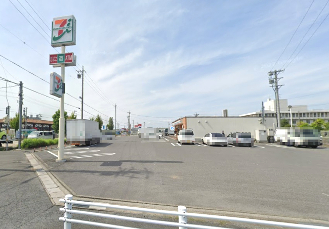 コンビニ　セブンイレブン 津島勤労福祉会館前店（コンビニ）まで1112m