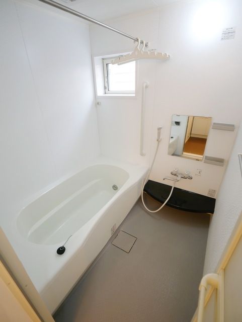 バス・シャワールーム　★バスルームです★