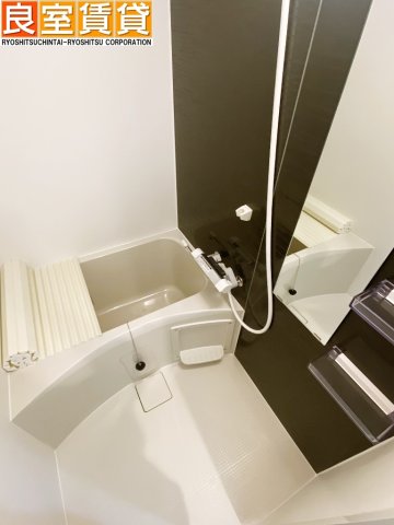 バス・シャワールーム　浴室乾燥機つき