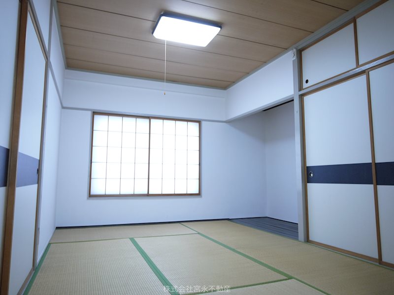 その他部屋・スペース　北に面した窓から柔らかな光が入り、睡眠の妨げになりません。