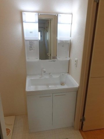 洗面設備　洗髪洗面化粧台