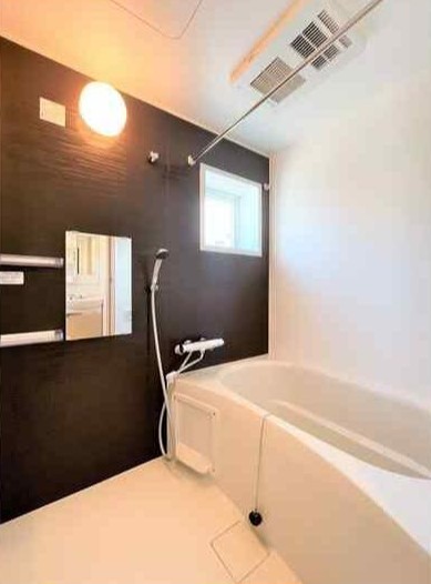 バス・シャワールーム　清潔な浴室！