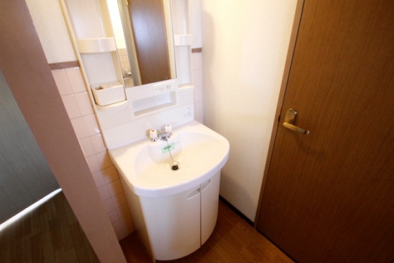 洗面設備　※別部屋の写真です