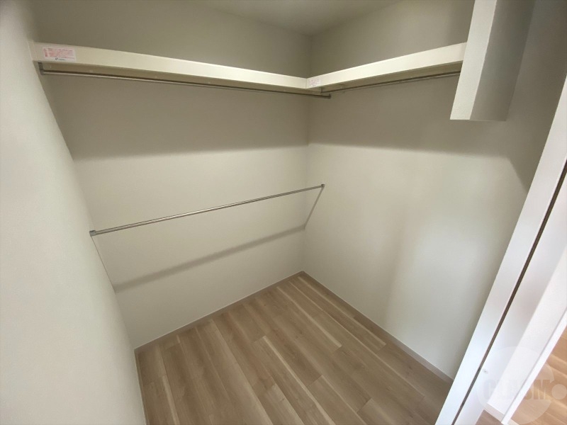 収納　ウォークインクローゼット