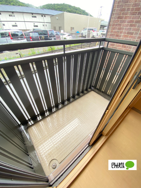 バルコニー　バルコニー