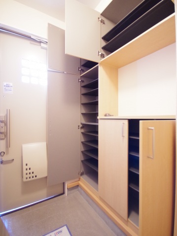 その他部屋・スペース　玄関内部