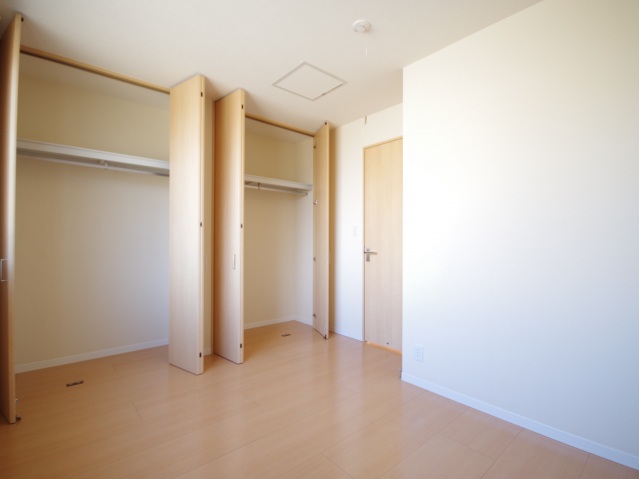 収納　南洋間収納