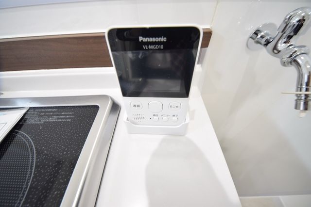 セキュリティ　モニター付きインターホン